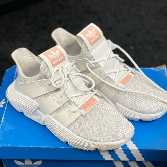 *Gently Used* adidas Prophere Triple White Womens Size 9.5 - Picture 2 of 7